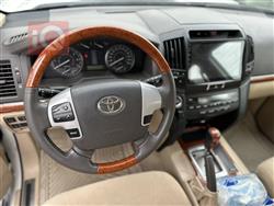 تۆیۆتا لاند کروزەر